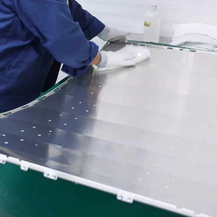 Pliage et cintrage CNC de la tôle