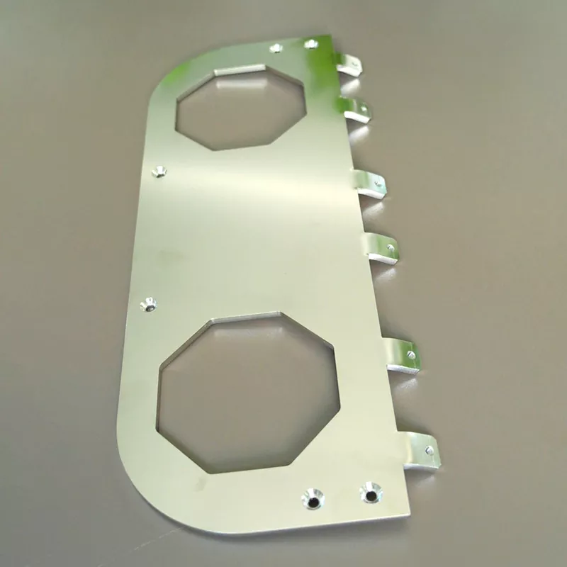 Tôle de boîtier électrique CNC